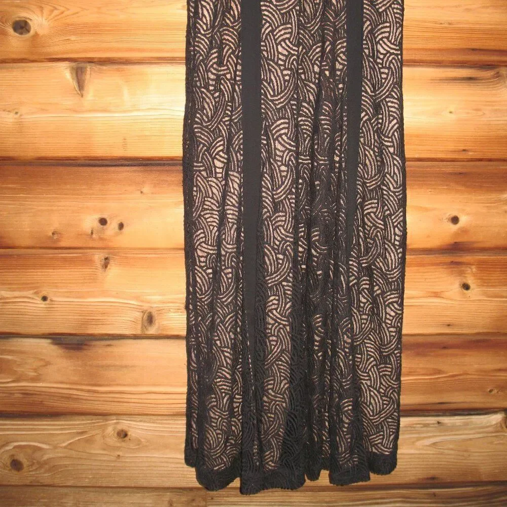 BCBG MAX AZRIA Viviana illusion lace peplum gown Black - Picture 9 of 11